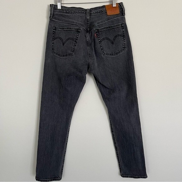 Levi's 501 High Rise Skinny Jeans Black with Distressed Knee, Size 28 NWOT - Picture 4 of 10